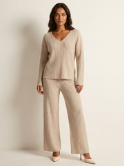 Women's 2-Piece Knitted Set – V-Neck Jumper with Wide-Leg Trousers