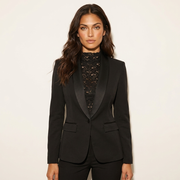 Slightly fitted women's blazer