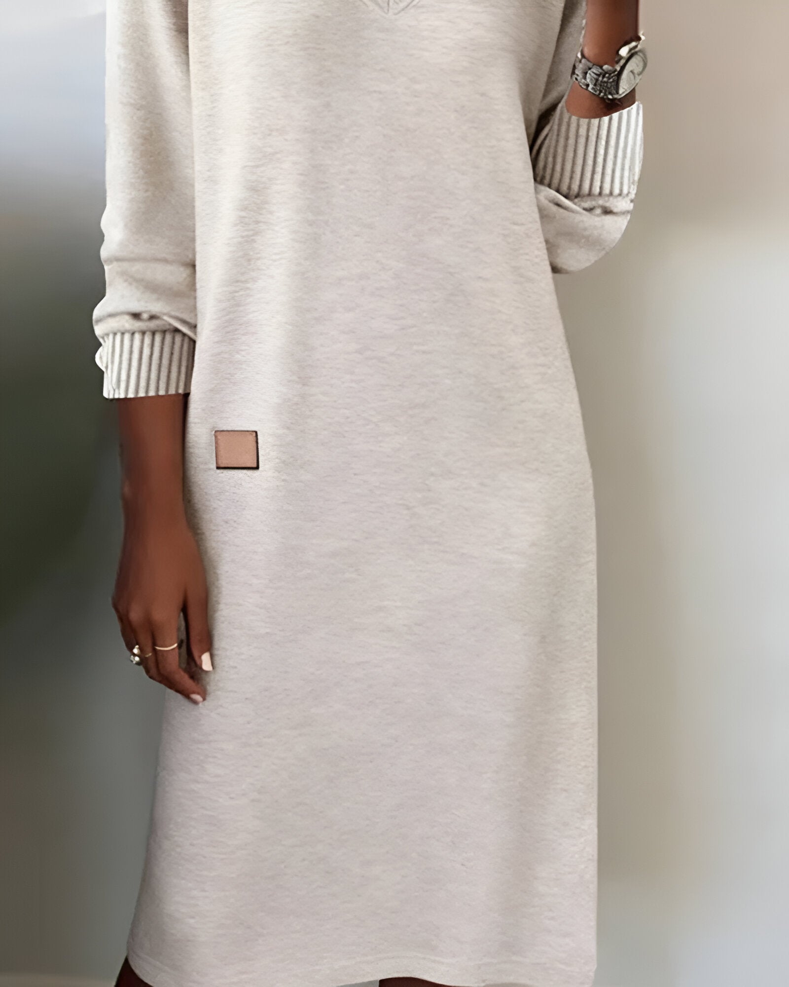 Gebreide jurk dames midi met V-hals en lange mouwen