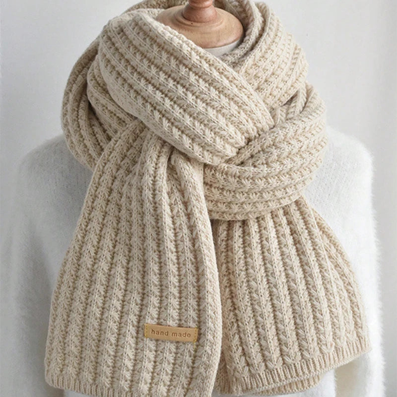 Chunky-knit winter scarf for women and men
