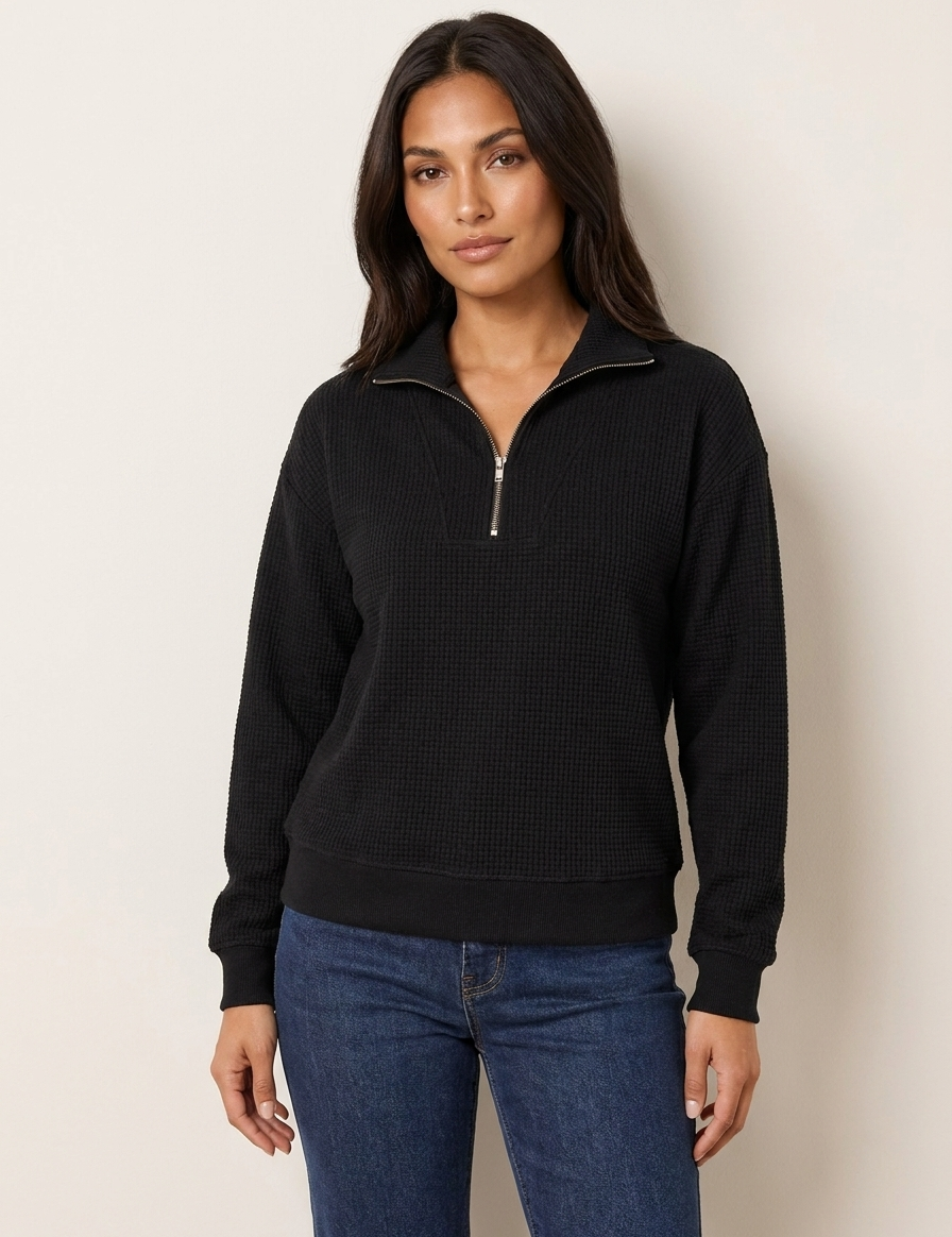Dames trui met col, zwarte halfzip trui met lange mouwen, vooraanzicht.