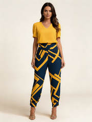 Women's 2-Piece Set – Elegant Print with a Loose Fit