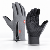 Insulated winter cycling gloves with touchscreen functionality