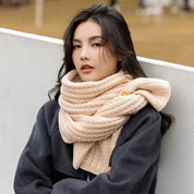 Chunky-knit winter scarf for women and men