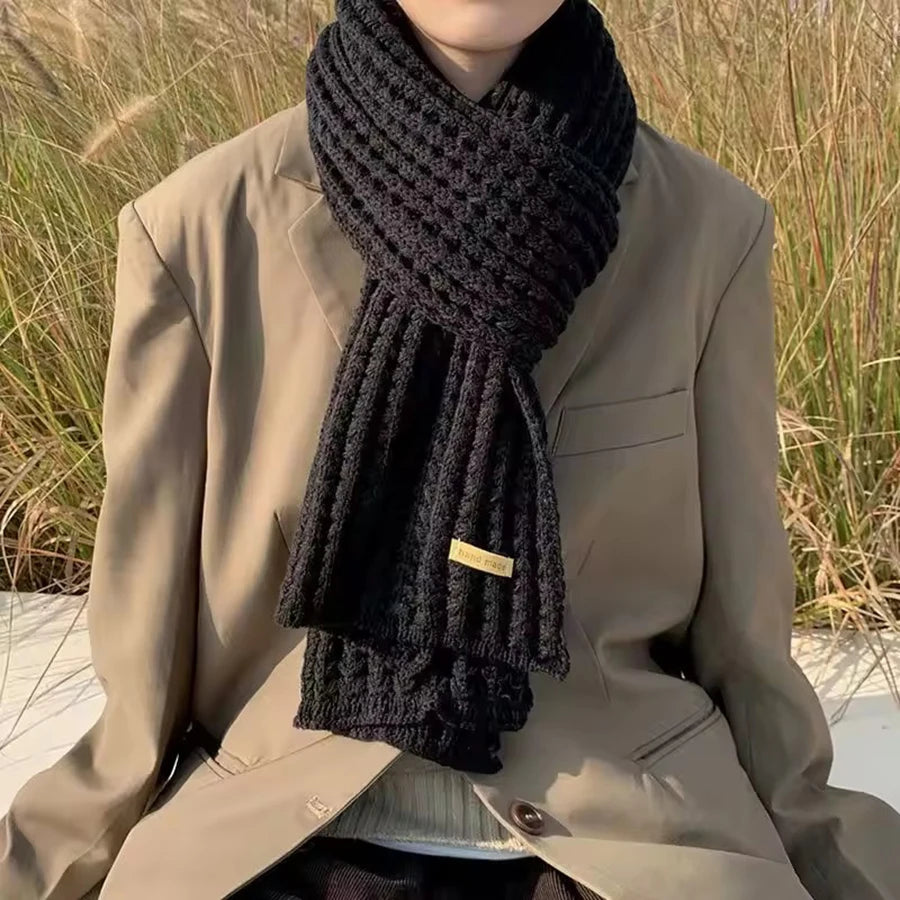 Chunky-knit winter scarf for women and men