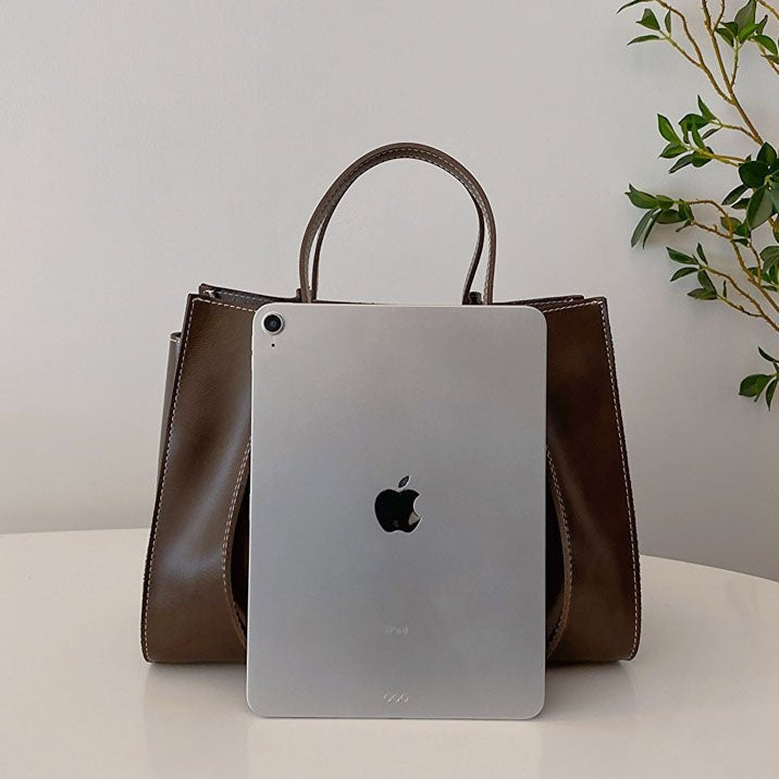 Dames Schoudertas – van Vegan Leer Ruim Elegant Model Donkerbruin / 32 x 13 x 25cm - AIDA LENA