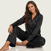 Dames Satijnen Pyjama Set – Gestreept Design met Zijdezachte Afwerking - AIDA LENA