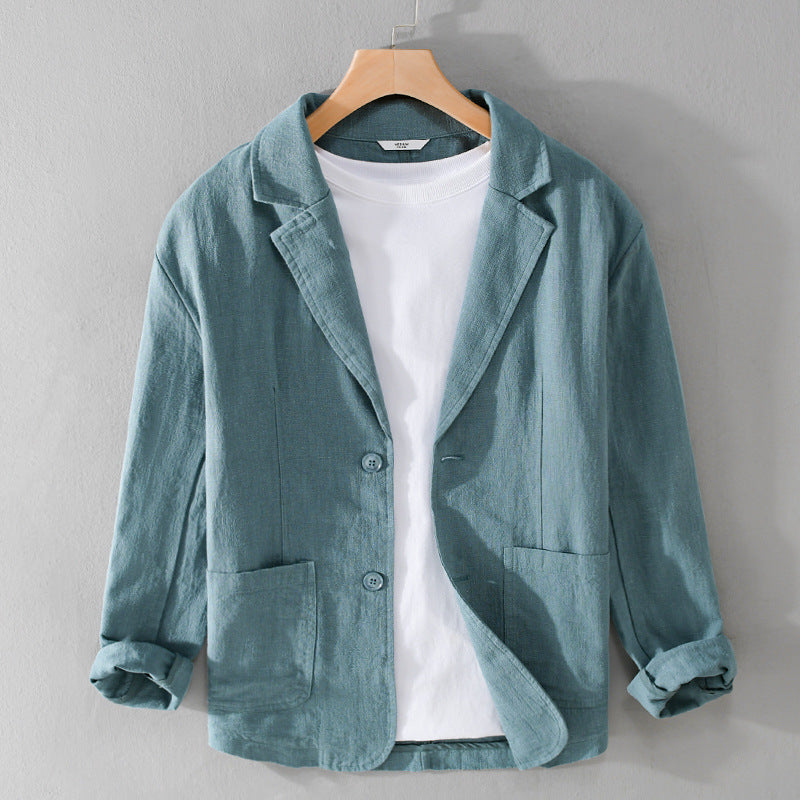 Men's casual blazer with wide lapels and pockets