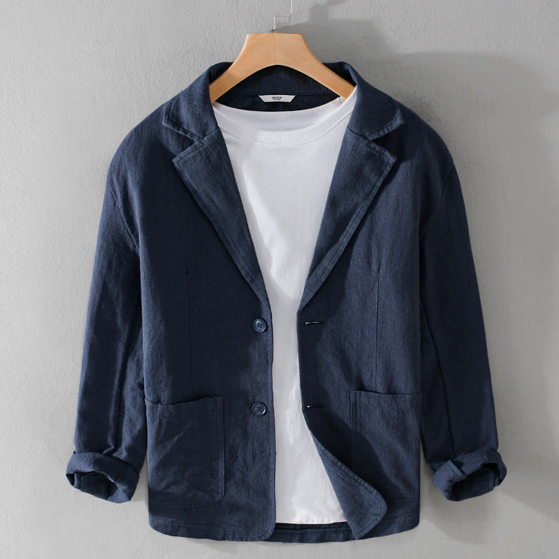 Men's casual blazer with wide lapels and pockets