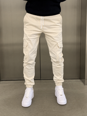 Men's durable slim-fit cargo trousers with deep pockets