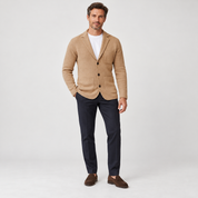 Men's jumper-look robe with lapels and buttons, worn by a male model, front view