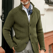 Men’s classic waistcoat with button closure