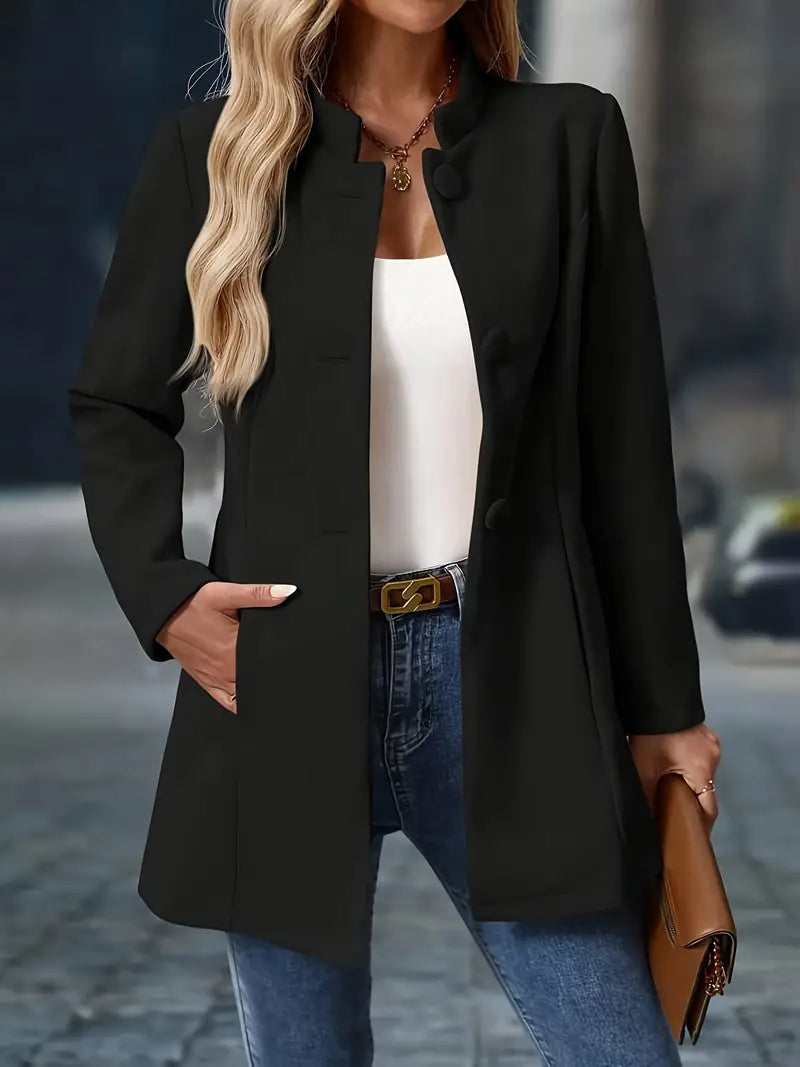 Long women’s collarless open-front blazer