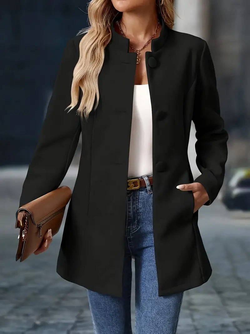 Long women’s collarless open-front blazer