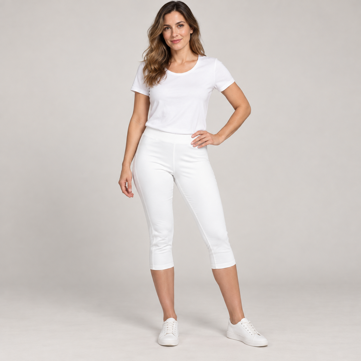 Legging dames casual chic elastisch met slanke pasvorm op damesmodel, van dichtbij