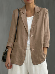 Women's loose-fit blazer with two buttons and roll-up sleeves