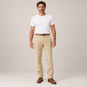 Pantalon heren smart casual slim fit op herenmodel, vooraanzicht