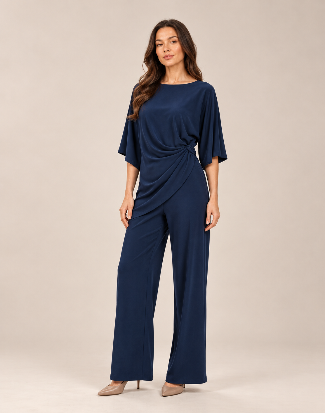 AIDA LENA tweedelige set wijde broek donkerblauw, gedragen door een model