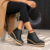 Women's Chelsea ankle boots with platform wedge and wide toe box