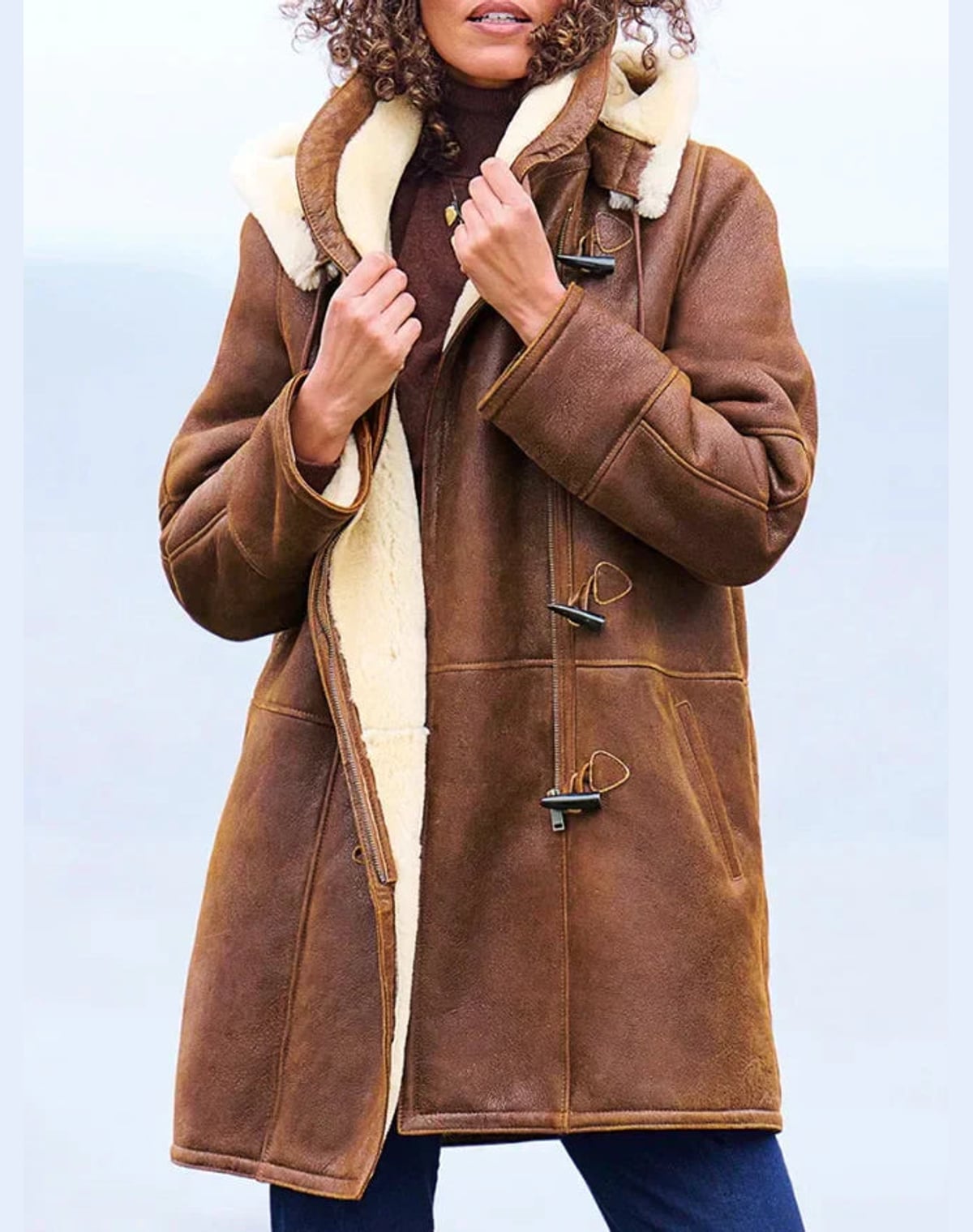 Winterjas dames bruin suède-look met teddyvoering en capuchon