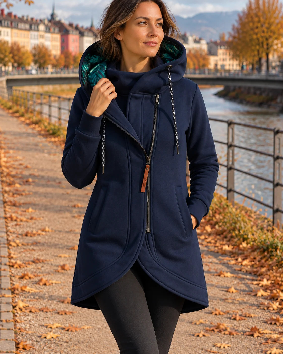 Women's hooded insulated coat with asymmetric zip in navy