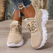 Women's knit trainers with chunky sole and wide toe box