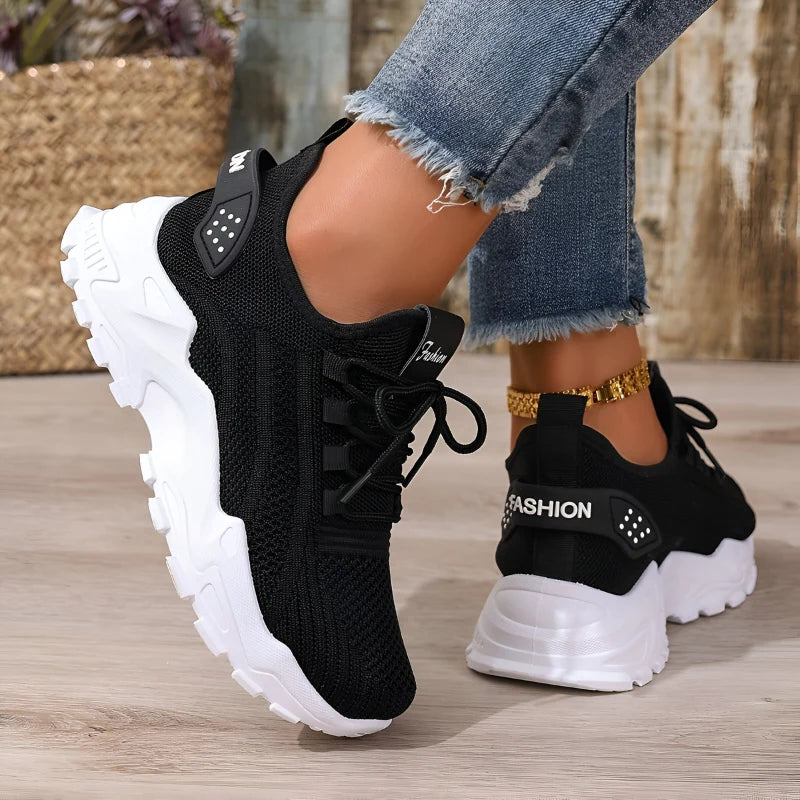 Women's knit trainers with chunky sole and wide toe box