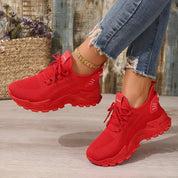 Women's knit trainers with chunky sole and wide toe box in red
