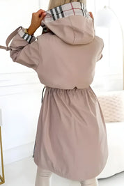 Women's lightweight parka with hood and drawstring waist