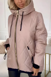 Women's lightweight puffer jacket with hood and deep pockets