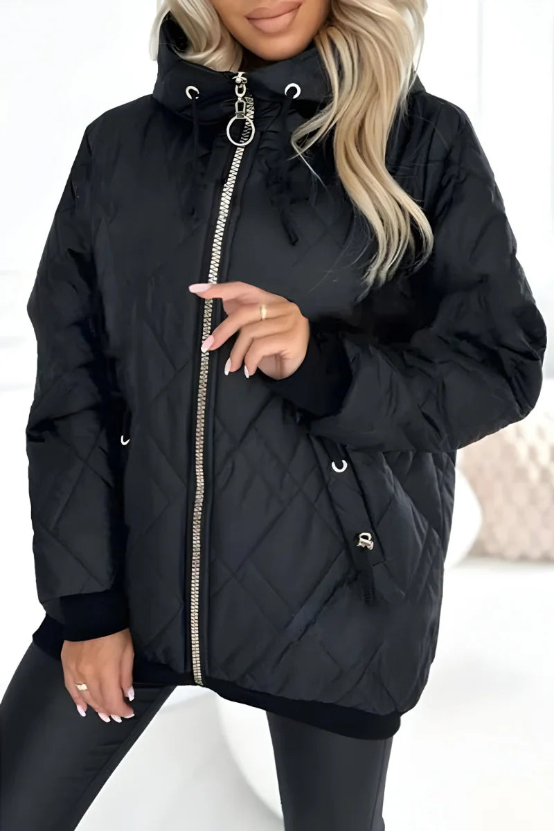 Women's lightweight puffer jacket with hood and deep pockets in black
