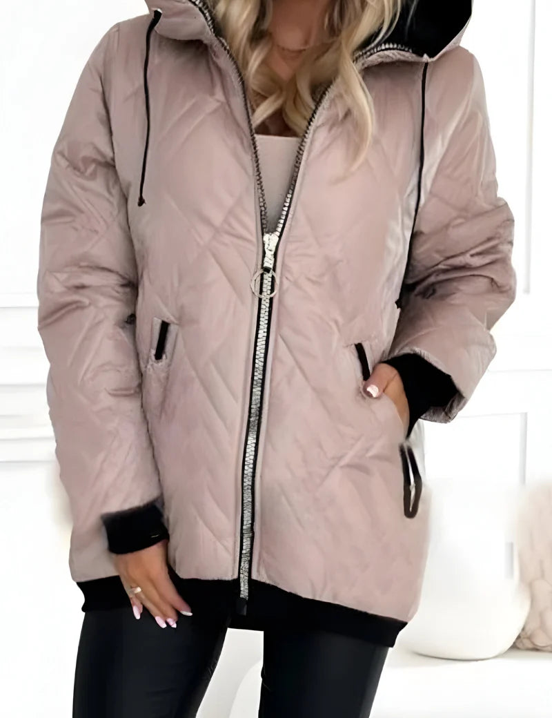 Women's lightweight puffer jacket with hood and deep pockets in pink