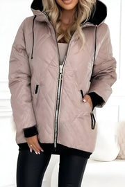 Lightweight puffer jacket for women with hood and deep pockets