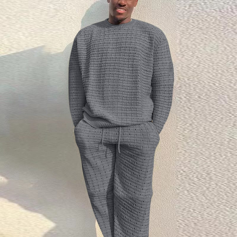 Men's knit lounge set with crew neck jumper and trousers, photo 2