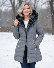 Women's padded winter coat with detachable hood and fleece lining in grey