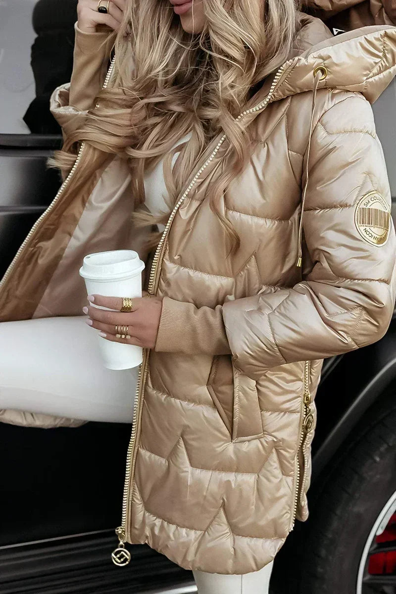 Women's padded winter coat with hood and drawstring