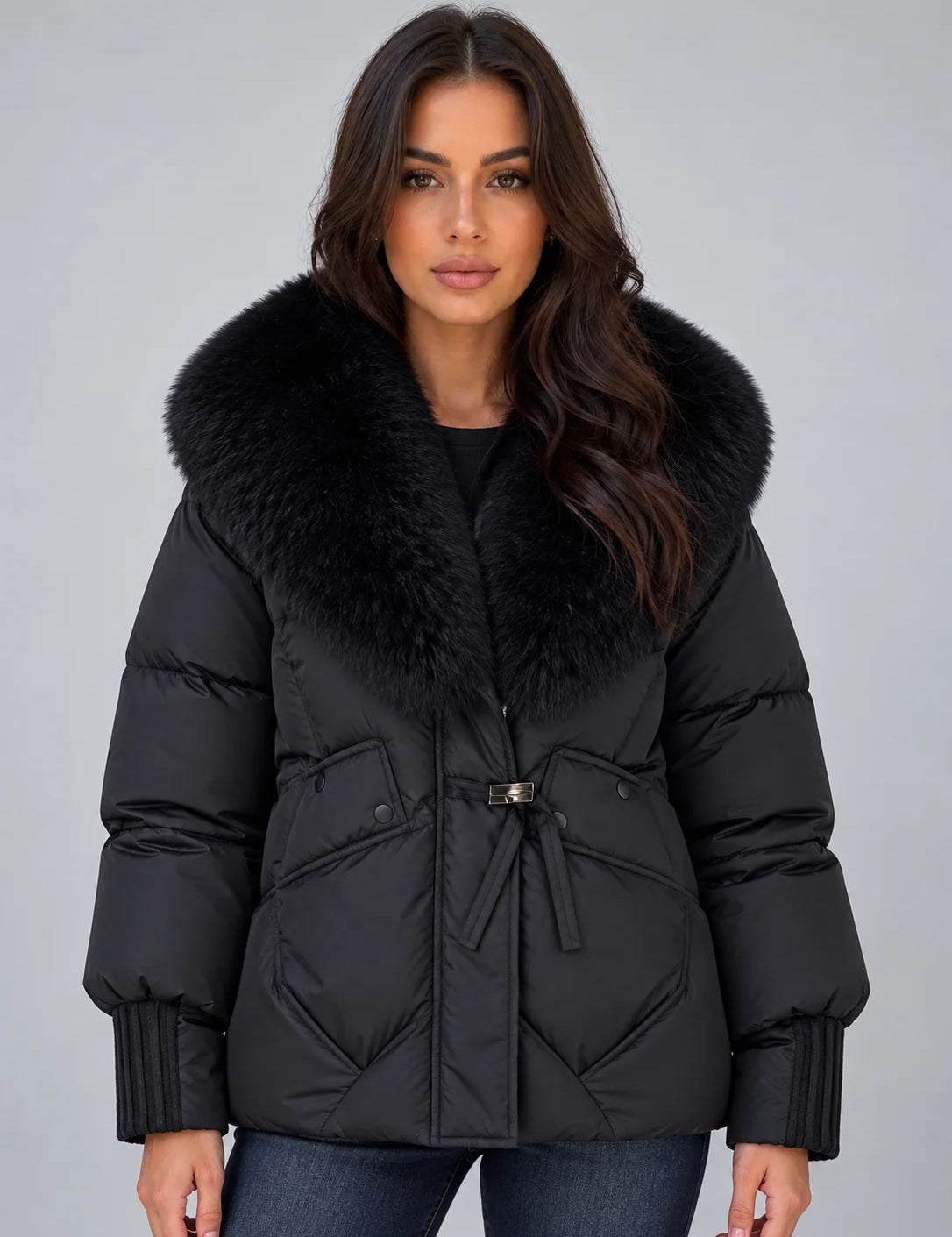 Women's puffer jacket with faux fur collar and drawstring waist in black