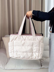 Women's quilted puffer tote bag with zip