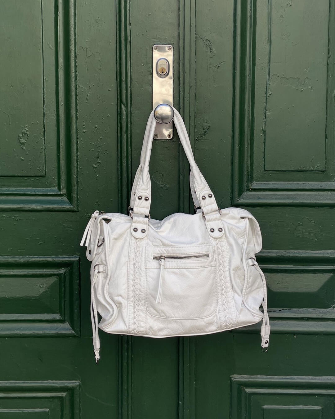 Women's vintage faux leather shoulder bag with zip