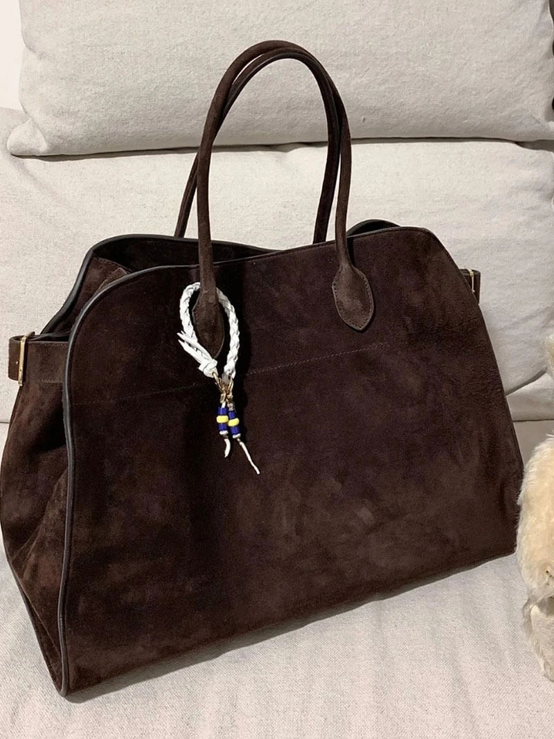 Women's large structured tote bag with adjustable shoulder straps