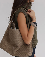 Women's woven faux suede shoulder bag with zip