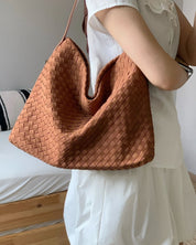 Women's woven faux suede shoulder bag with zip