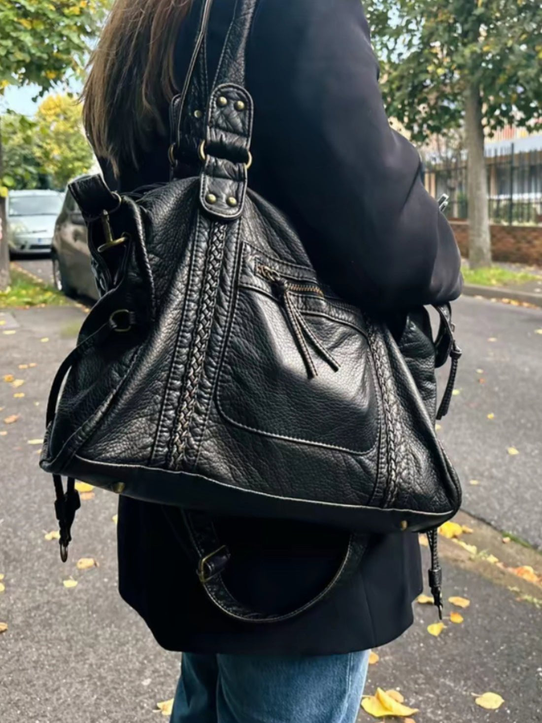 Women's vintage faux leather shoulder bag with zip