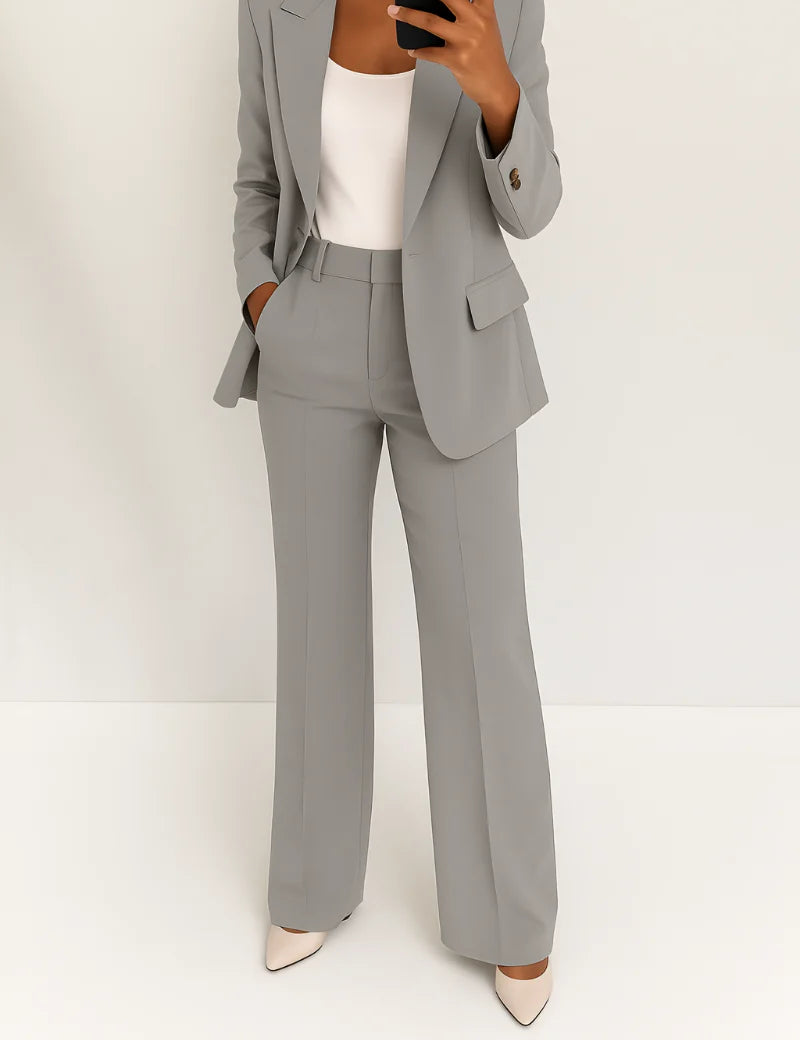 Women's two-piece trouser suit with blazer and wide leg trousers in grey