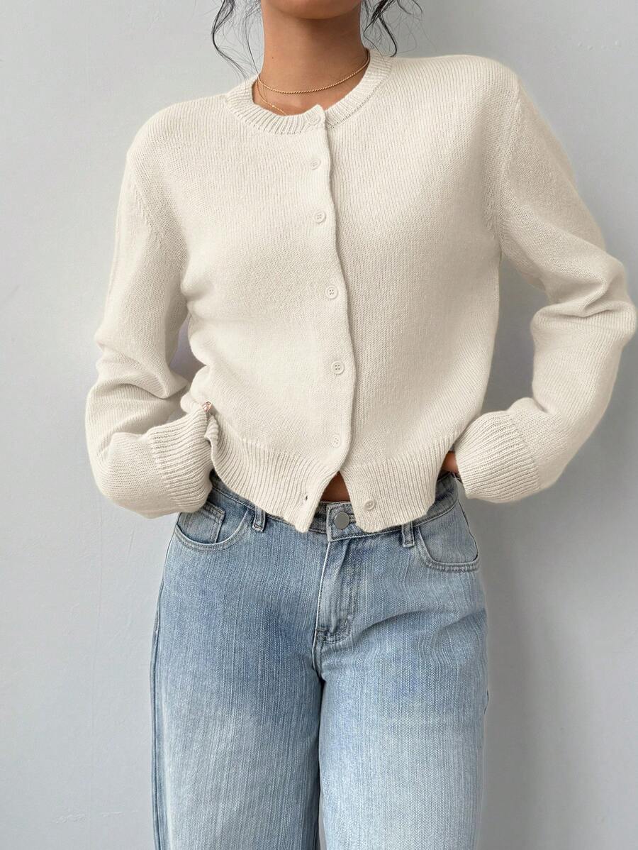 Women's cropped cardigan with round neck and buttons, photo 2
