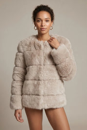 Women's cropped faux fur jacket with tiered design, photo 4