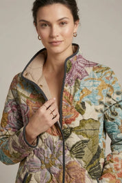 Women's floral puffer jacket with stand collar and pockets, photo 2