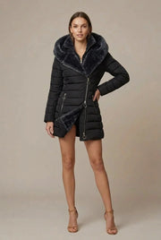 Women's puffer jacket with hood and faux fur lining