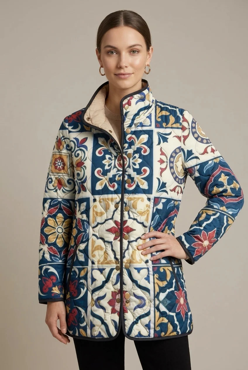 Women's puffer jacket with stand collar and pockets, photo 3