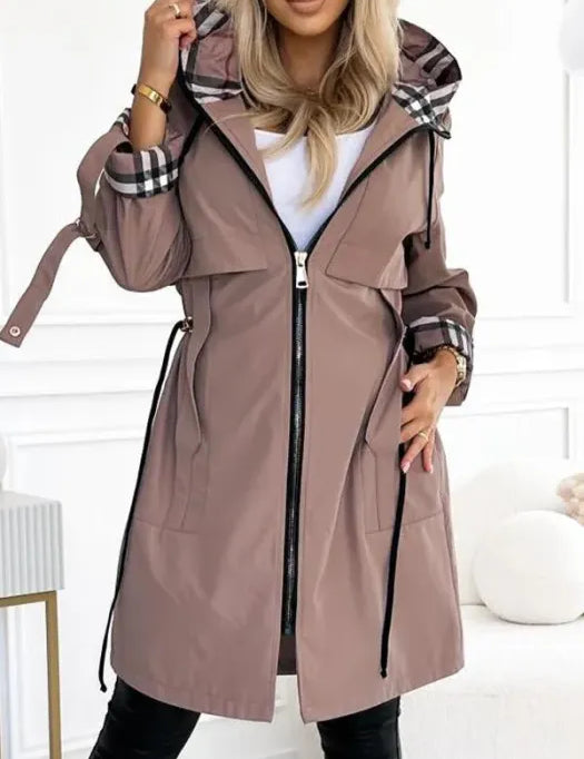 Women's waterproof parka with hood and checked lining, photo 1